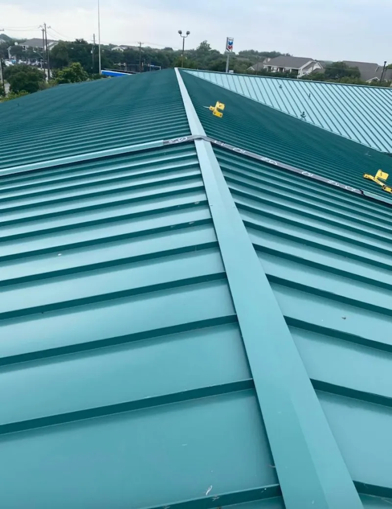 Green commercial metal roof ridge and valley for Metal Roof Repair in Deschutes River Woods